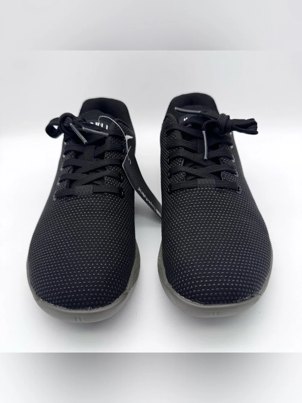 NOBULL SuperFabric Outwork Trainer Black Women Size 8 Gym Shoes NWOB